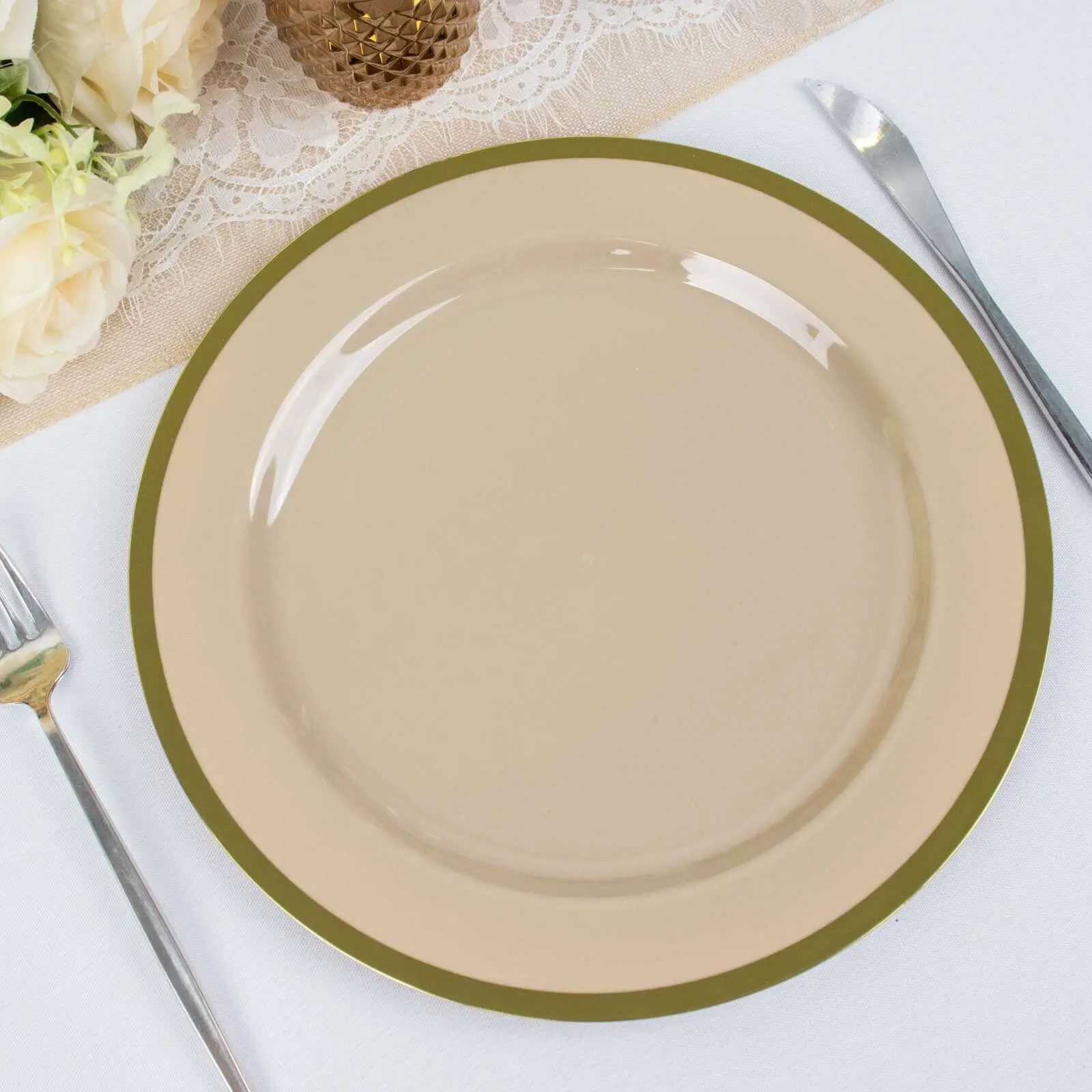 10 Pack 10" Regal Taupe and Gold Round Plastic Dinner Plates