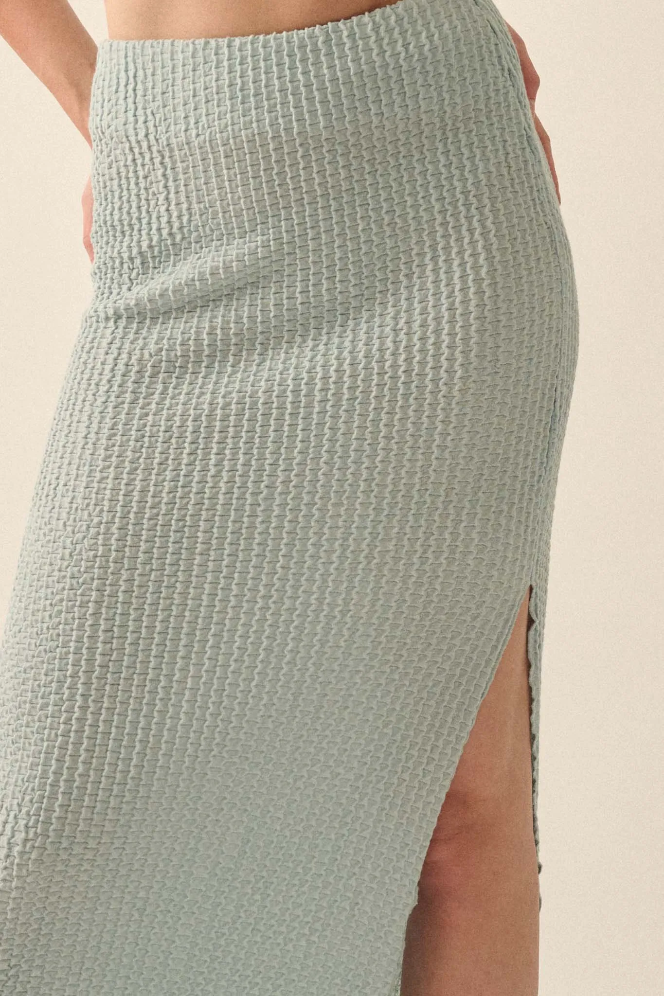 Air Kiss Textured Pucker-Knit Maxi Skirt