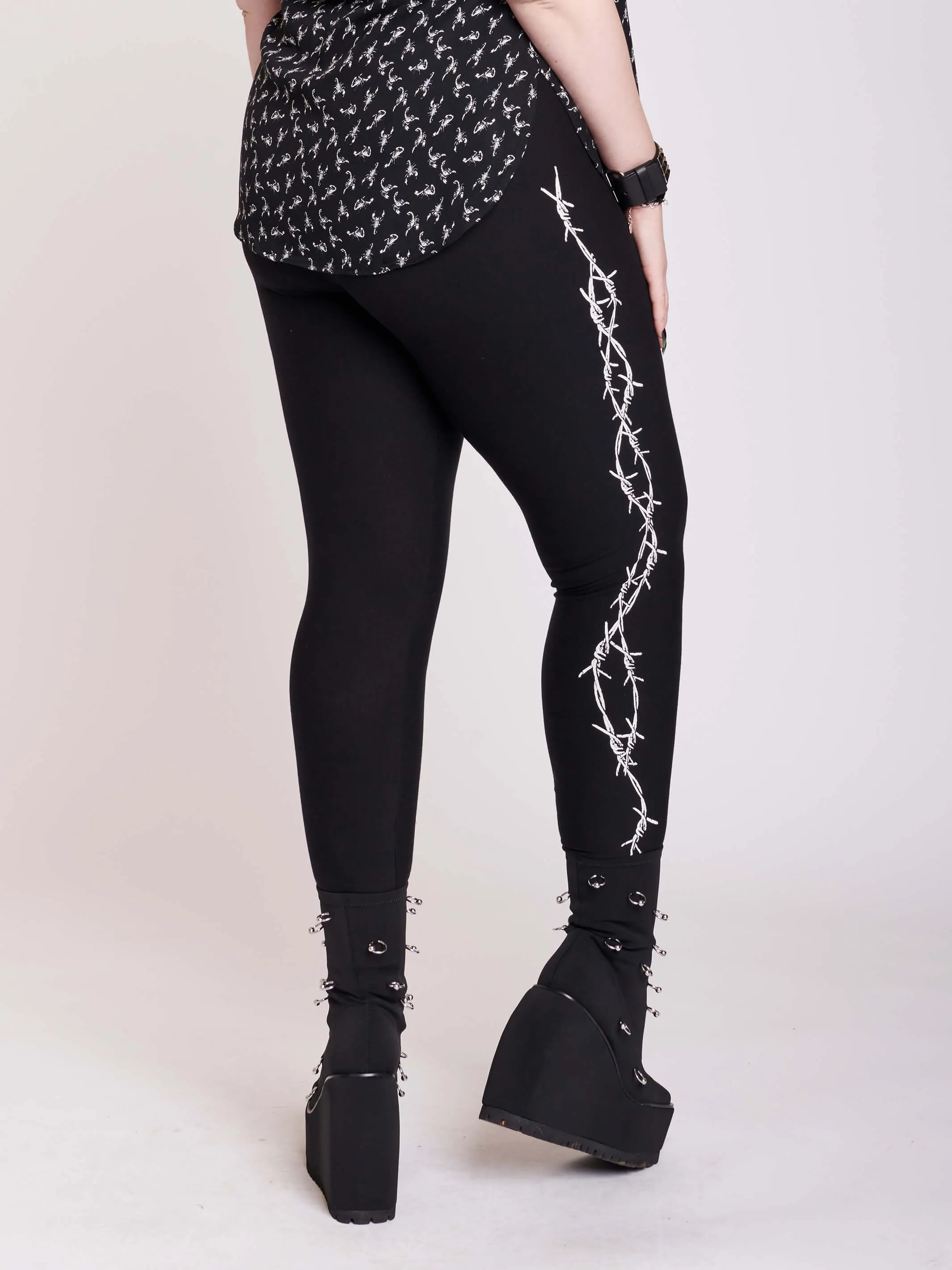 Barbed wire Legging