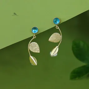 Belle Golden Dual Leaf Pearl Glossy earring