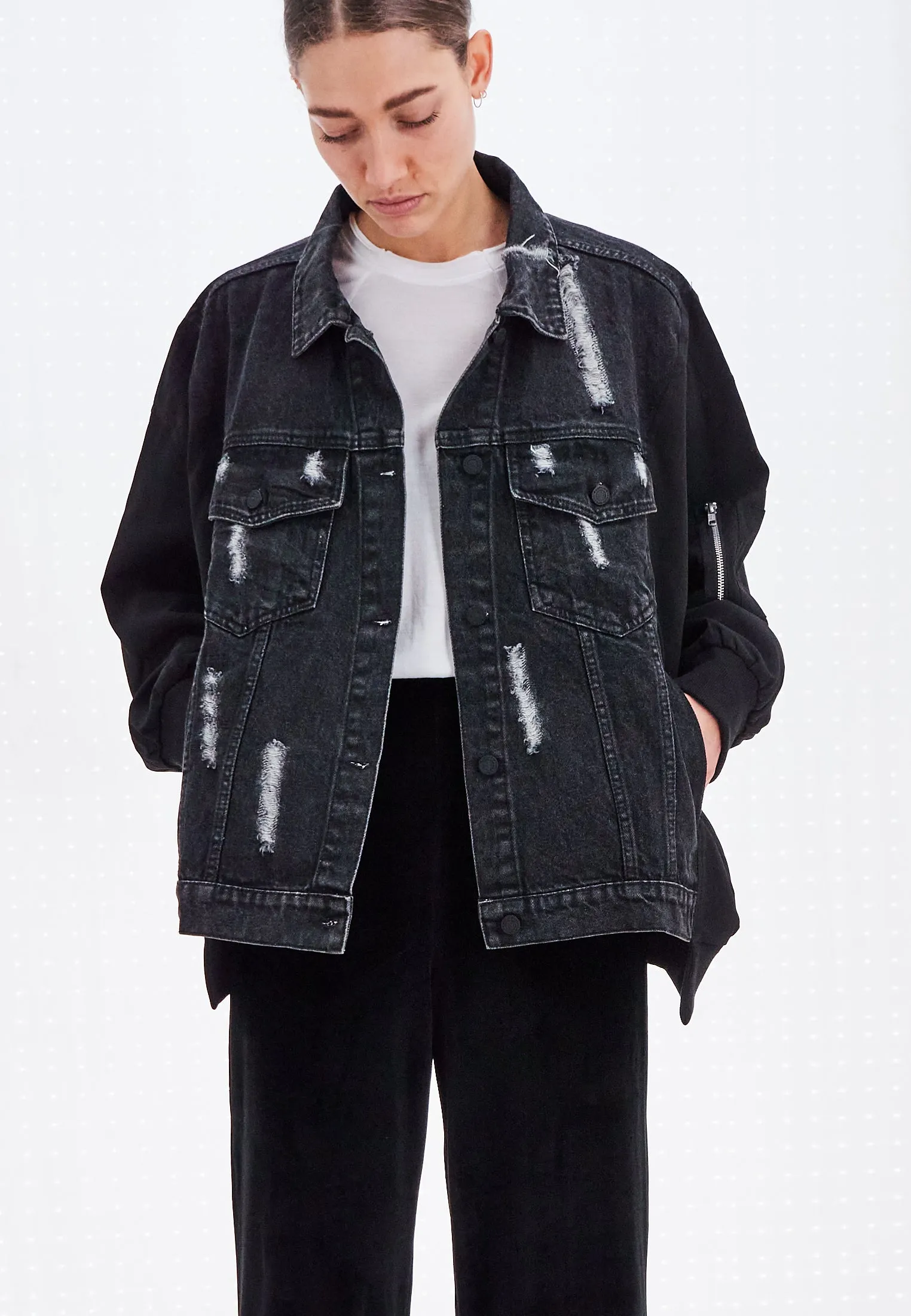 CAPRICORN DENIM JACKET WASHED BLACK