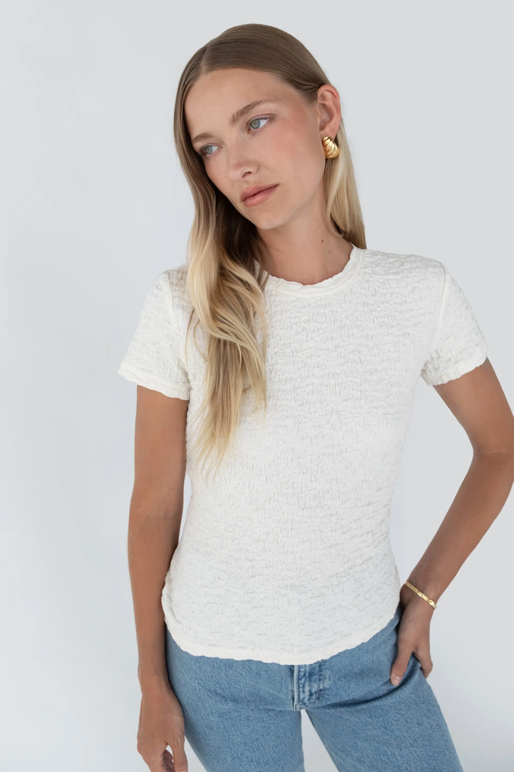 CRINKLE TEXTURED T-SHIRT