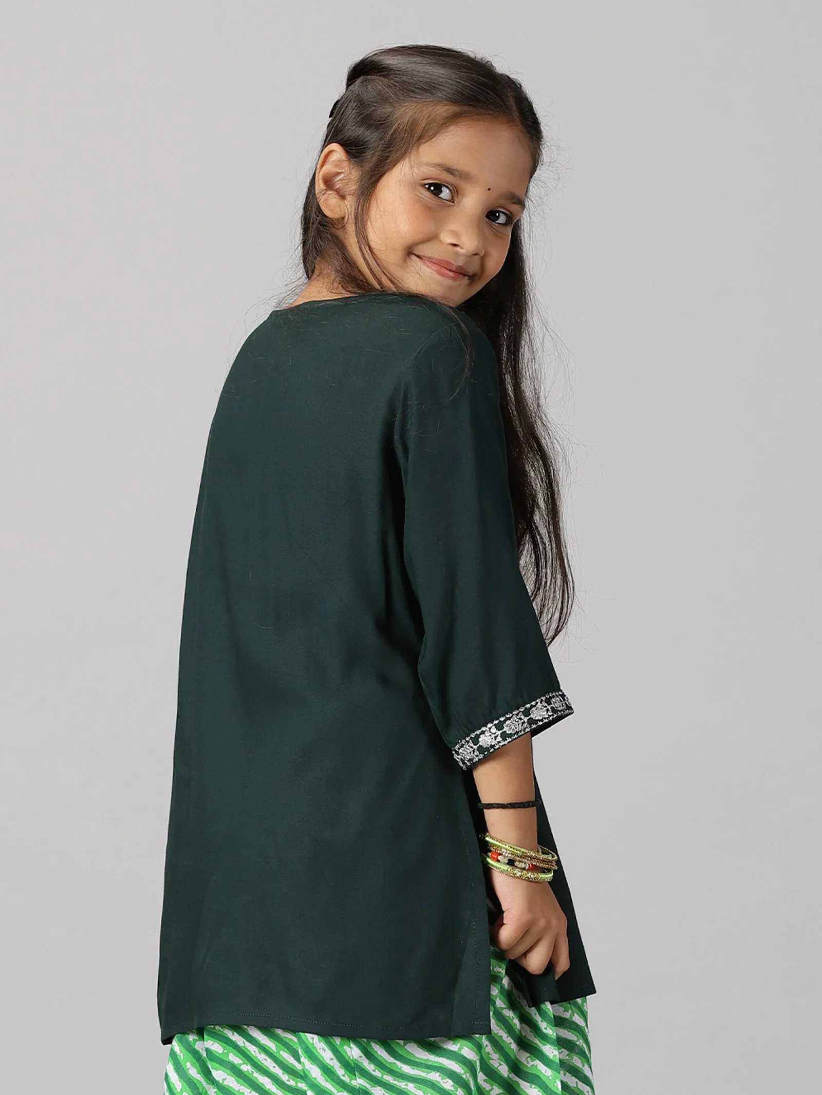 Girls 3/4Th Sleeve Short Kurta