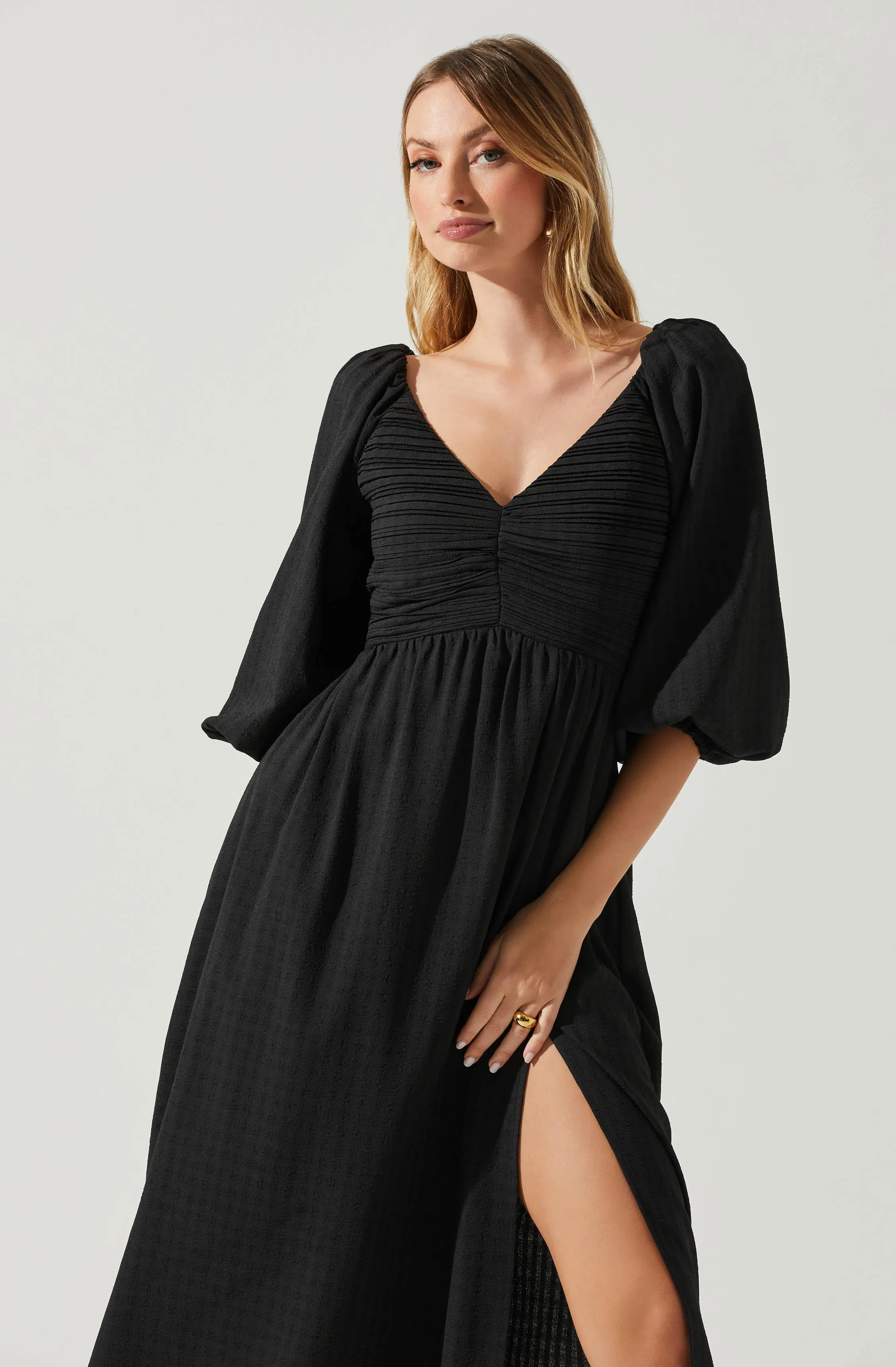 Juniper Half Sleeve Textured Midi Dress